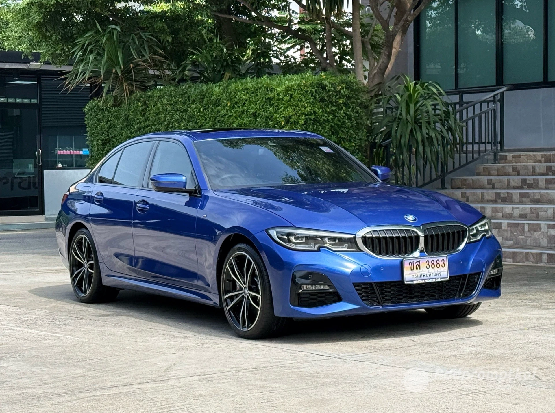 BMW SERIES 3
