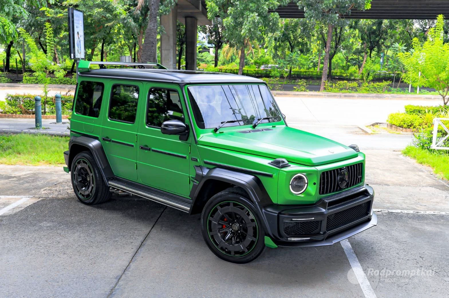Mercedez-Benz G-CLASS