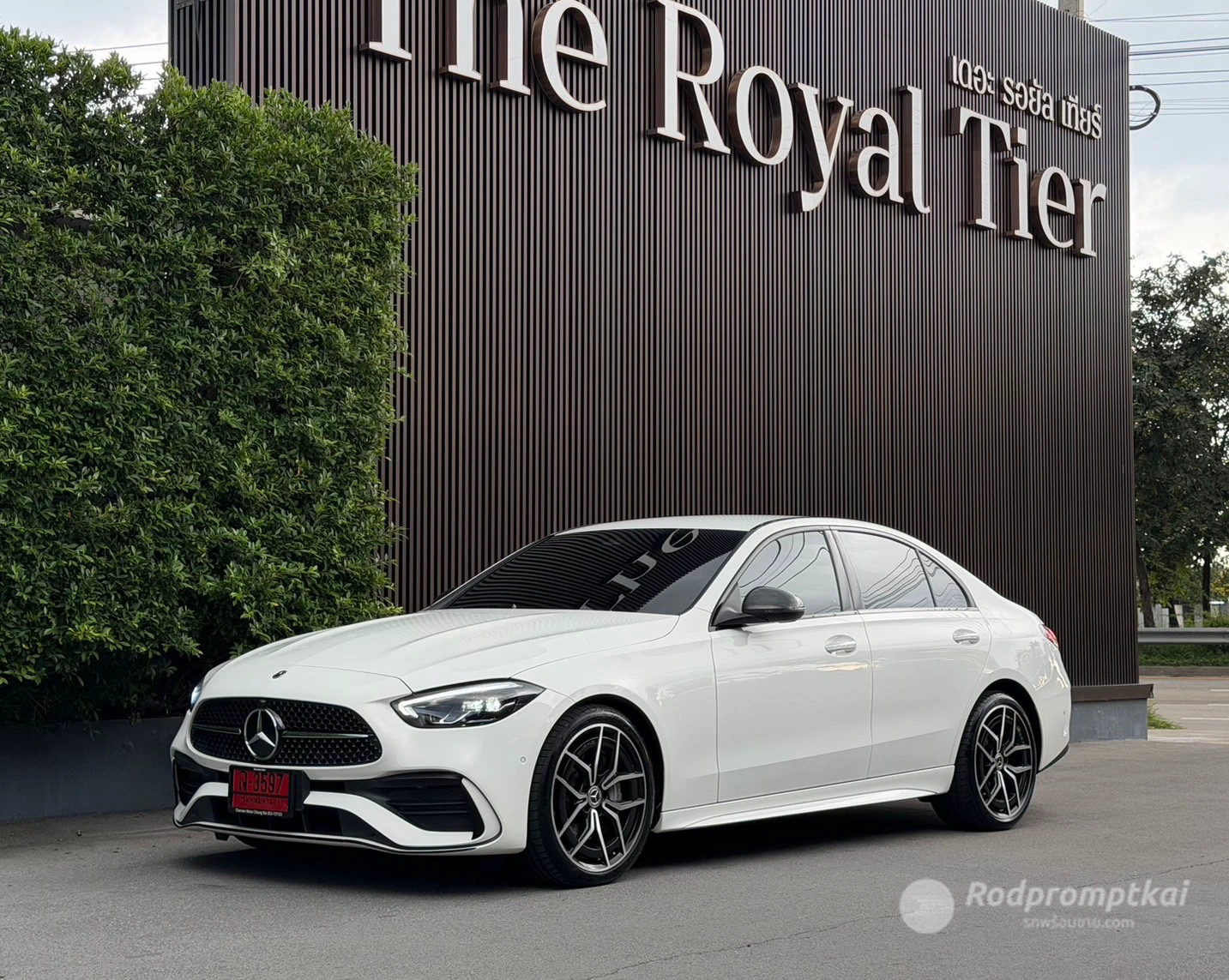 Mercedez-Benz C-CLASS