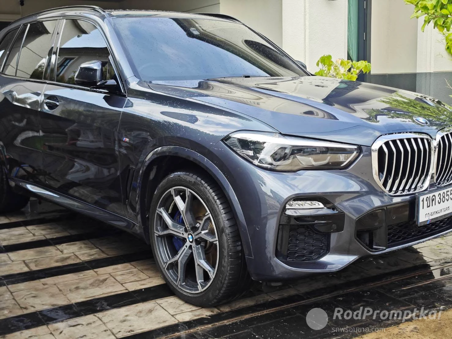 BMW