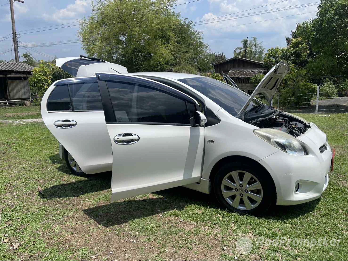 Toyota Yaris ปี 2012 เจ้าของมือเดียว