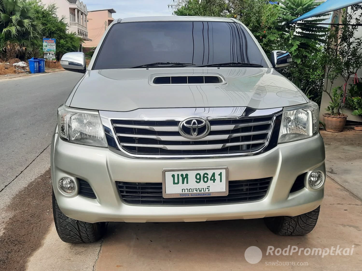  toyota vigo prerunner 2.5 ภายในสะอาด เจ้าของขายเอง