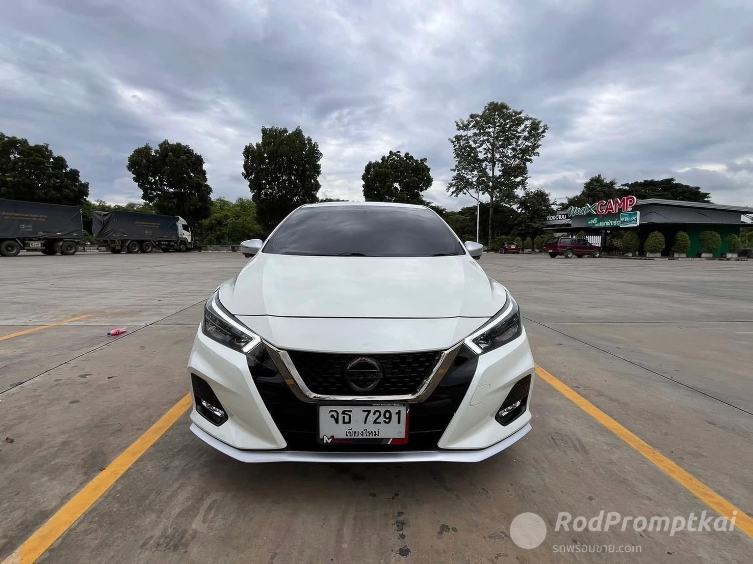 Nissan almera Sportech VL ปี 2022 สีขาว พร้อมใช้ รถบ้าน(เจ้าของขายเอง)