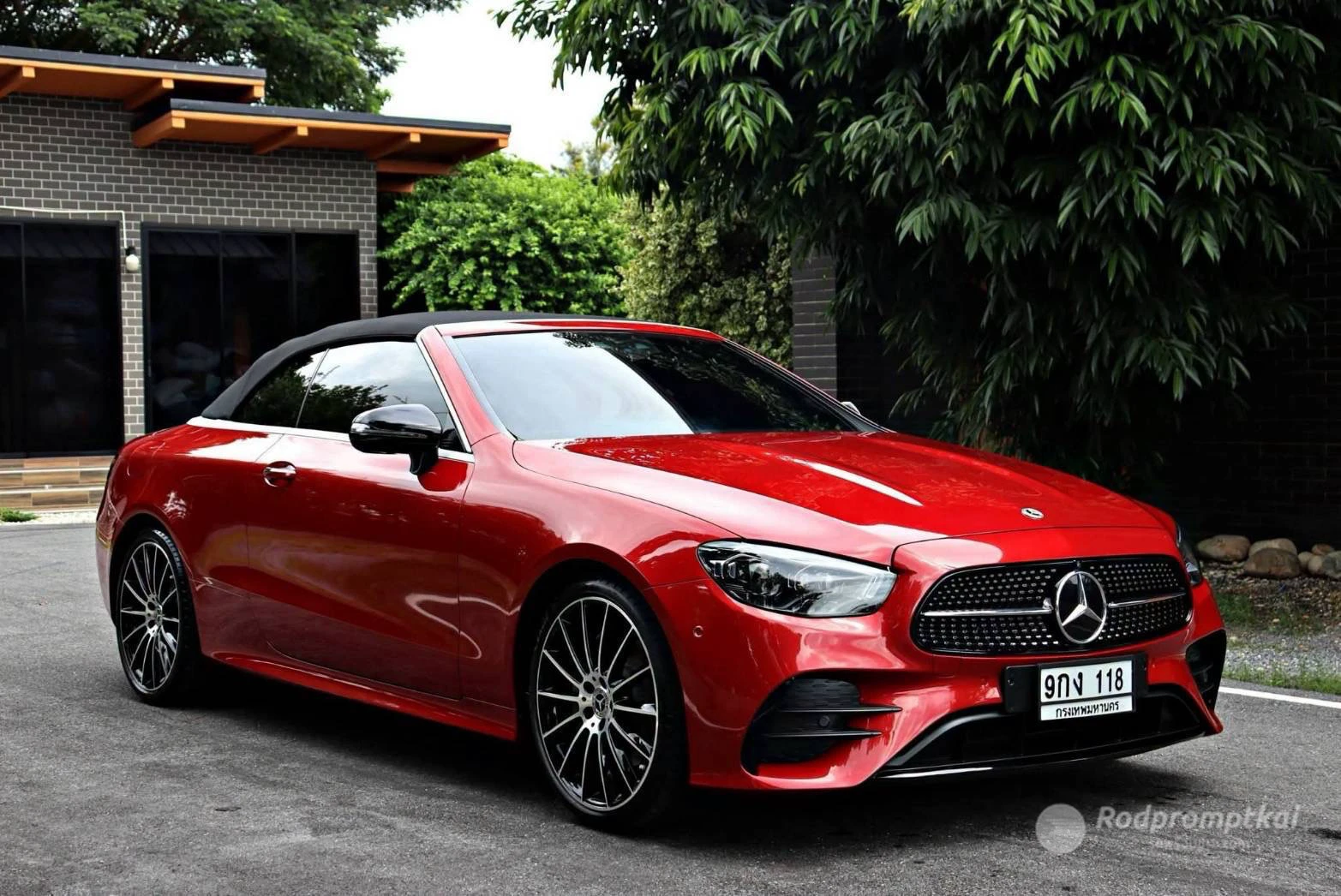 Mercedez-Benz