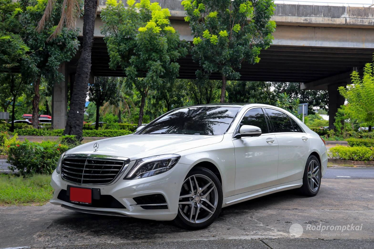 Mercedez-Benz