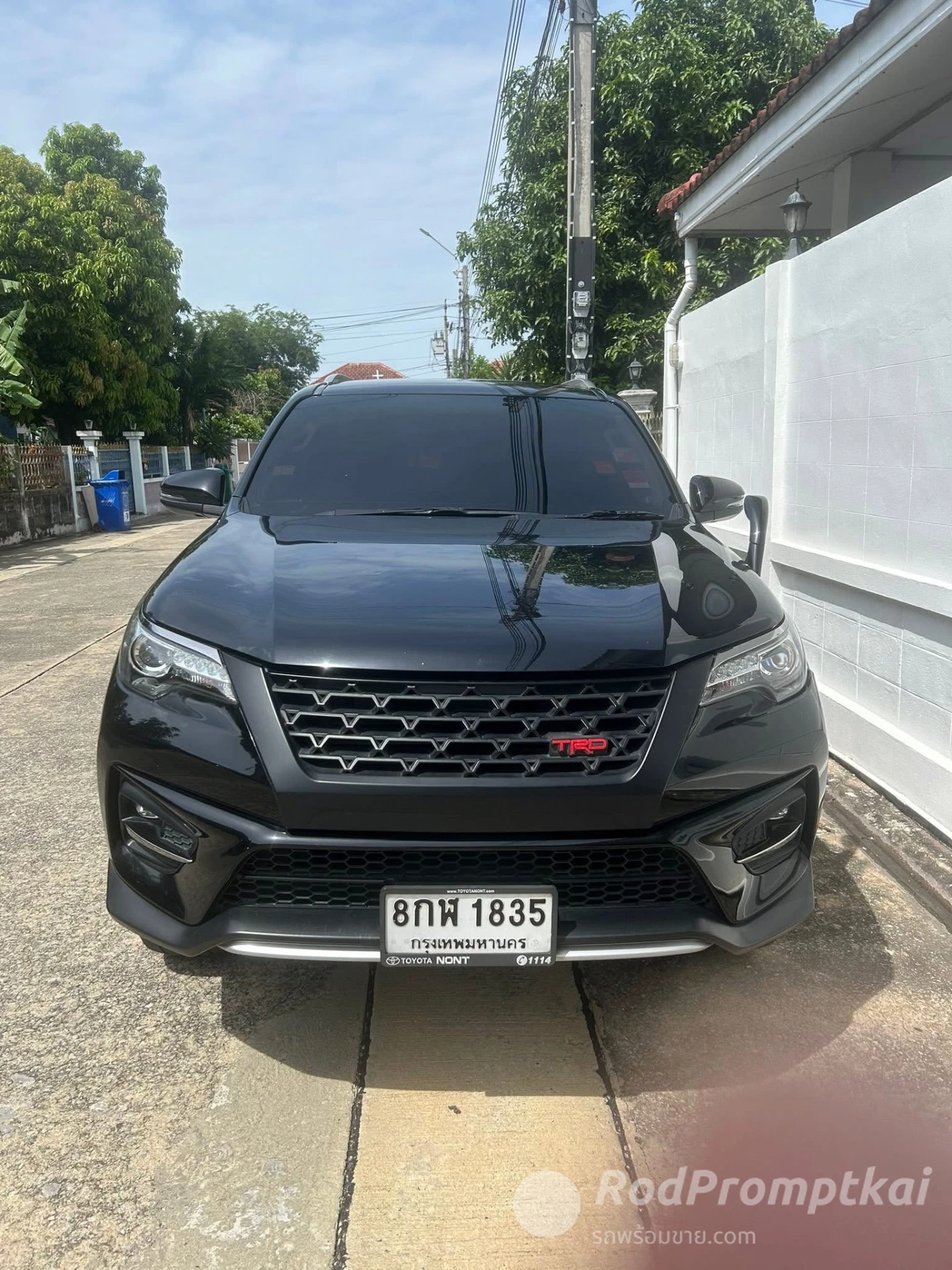 2019 TOYOTA FORTUNER