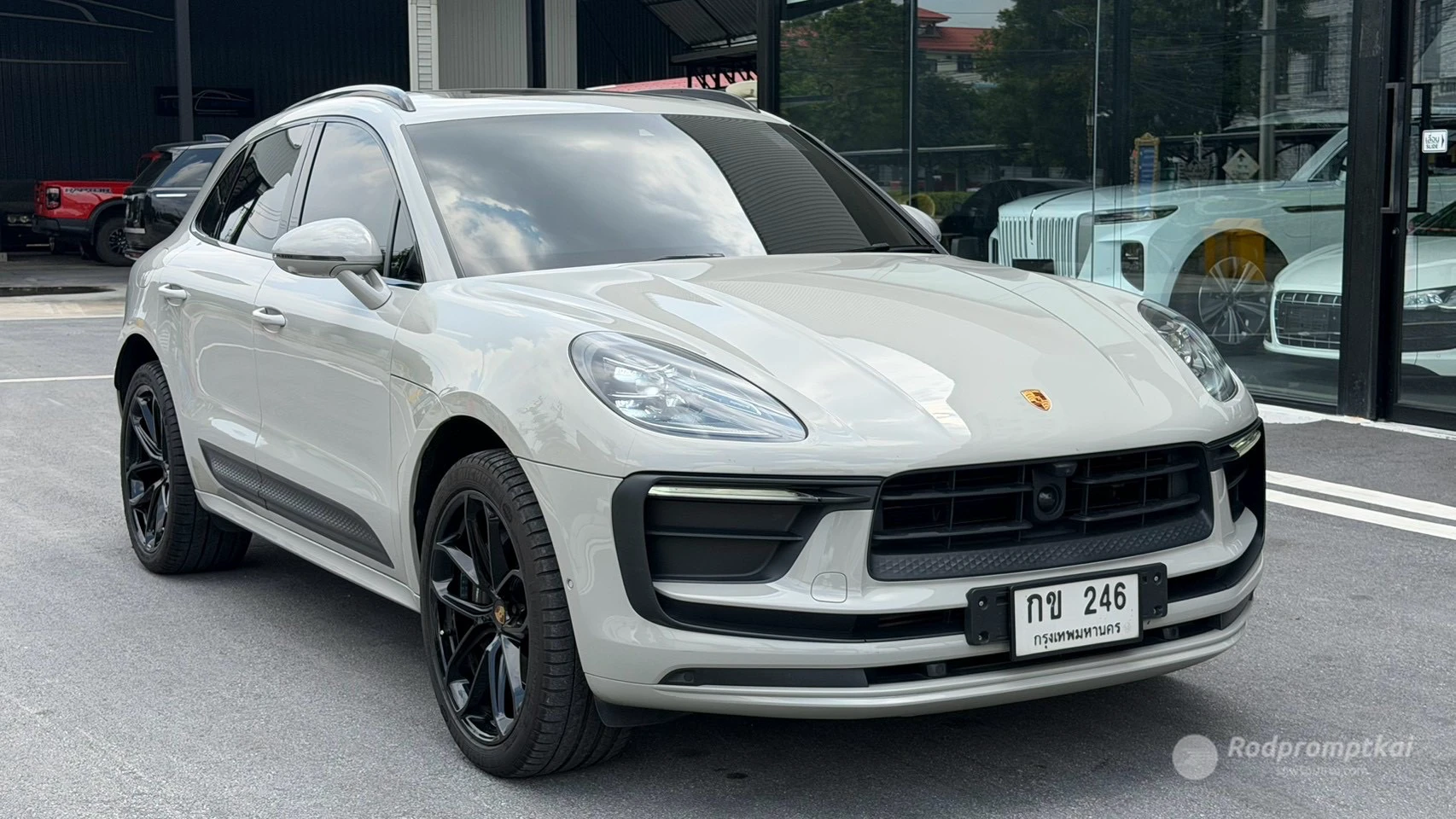 2022 Porsche Macan