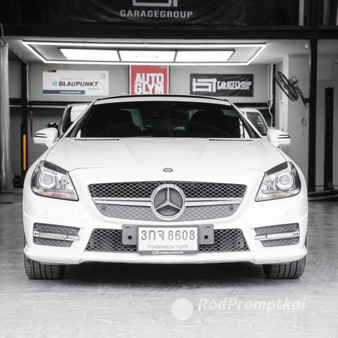 Mercedez-Benz SLK-CLASS