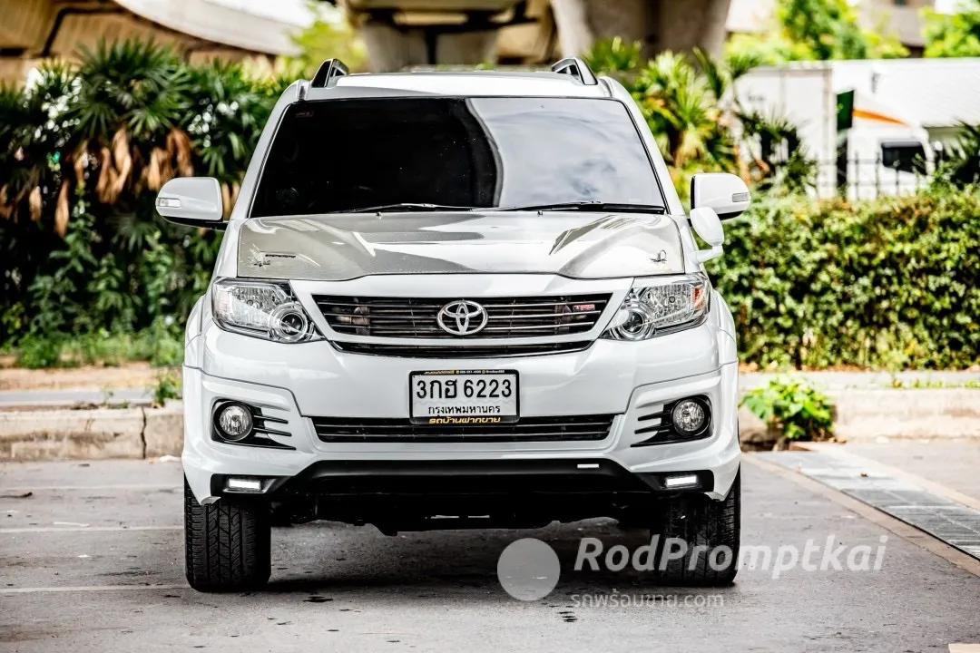 TOYOTA FORTUNER