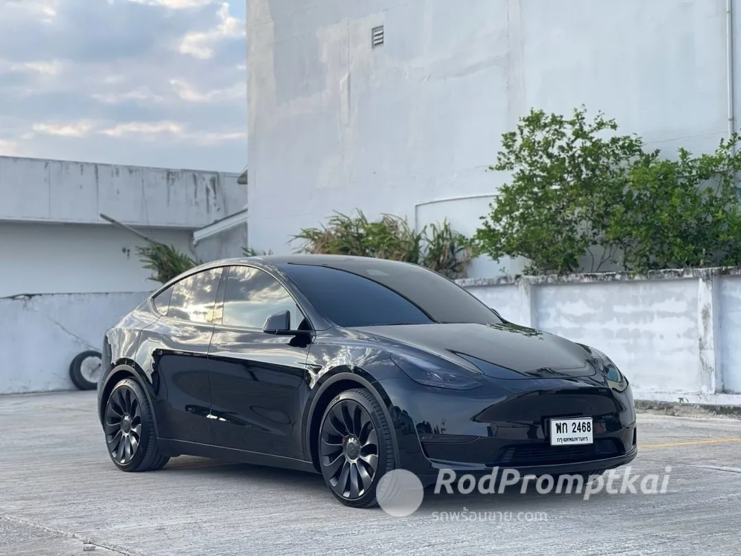 🚗 Tesla Model Y Performance 2023