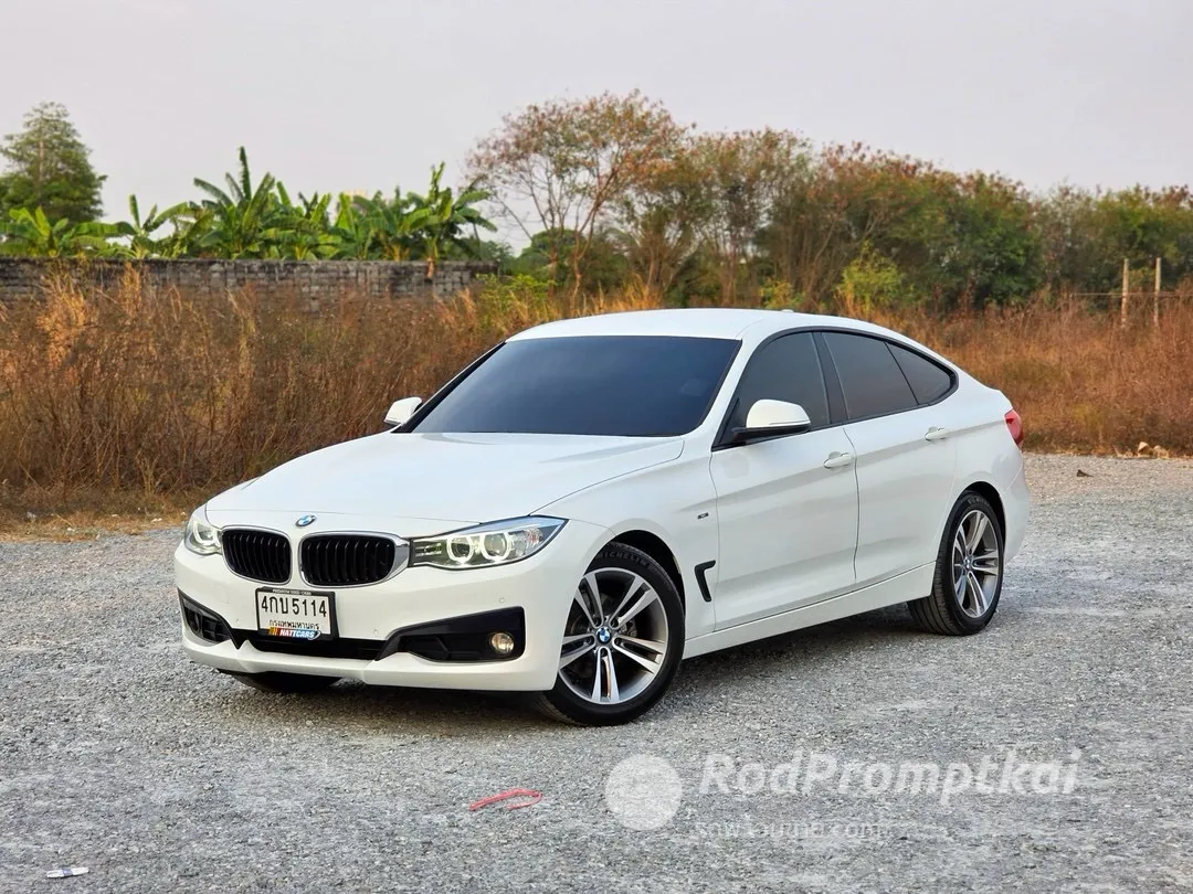 ซีดานสุดหรู กว้างขวาง ขับสนุก ดูแลดีประวัติเซอร์วิสครบ