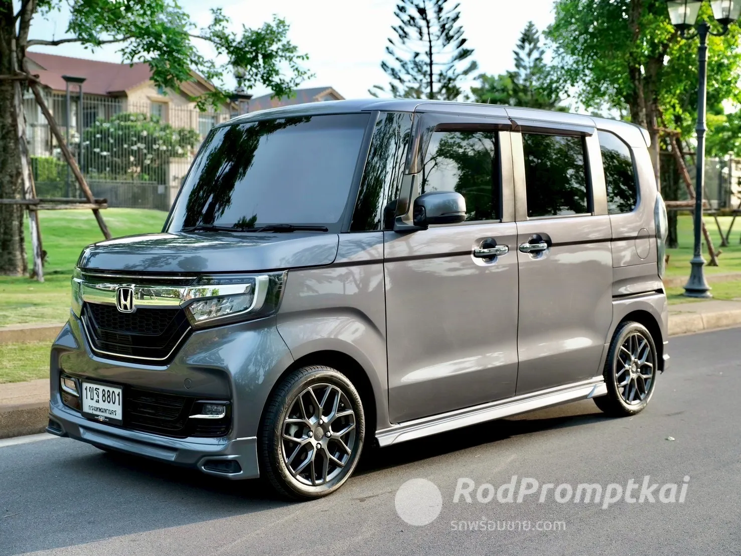 Honda N-box custom 2020