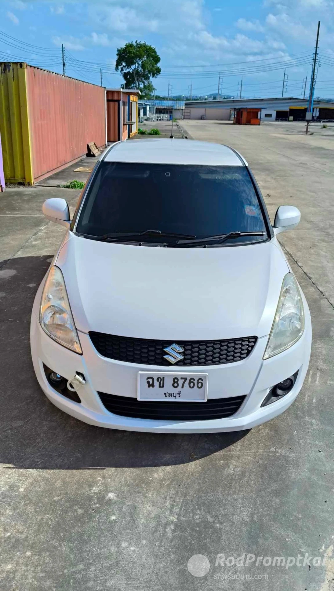 Suzuki Swift eco 1.2 GL ปี 2012 มีกุญแจ 2 ดอก ระบบ Push Start เล่มคู่มือ เล่มเขียวทะเบียนพร้อม (รถเจ้าของขายเอง) รถมือเดียวตั้งแต่ป้ายแดง