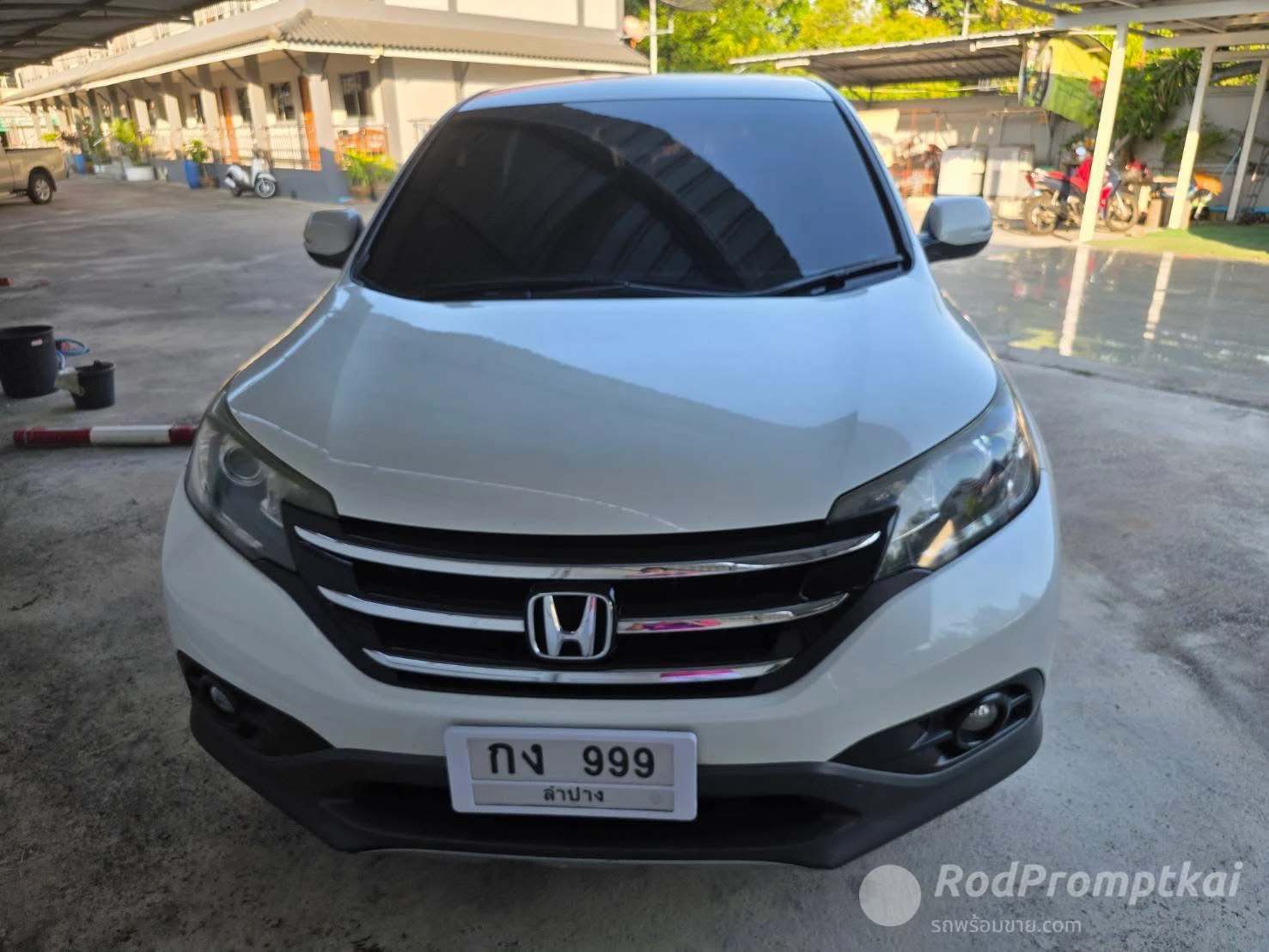 📢🚩🚩ขายรถฮอนด้าซีอาร์วี (HONDA CR-V) สีขาว ปี 2013 เลขไมค์ไม่เยอะ