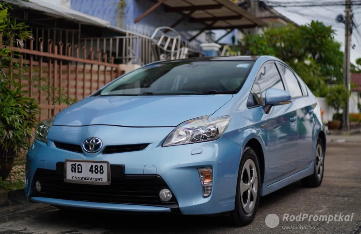 2013 Toyota PRIUS TOP OPTION GRADE มือเดียว ป้ายแดง