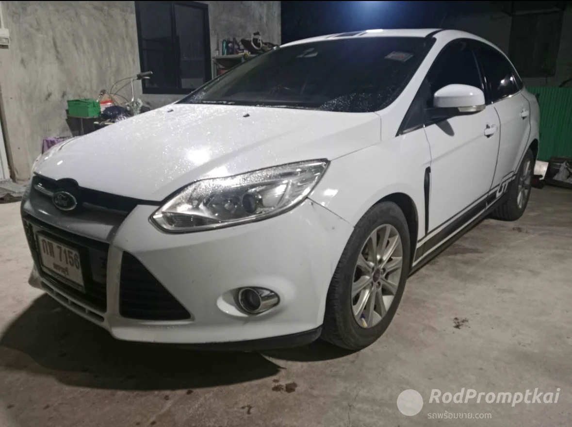 ขาย Ford Focus 2.0 auto 13 ตัวท็อป