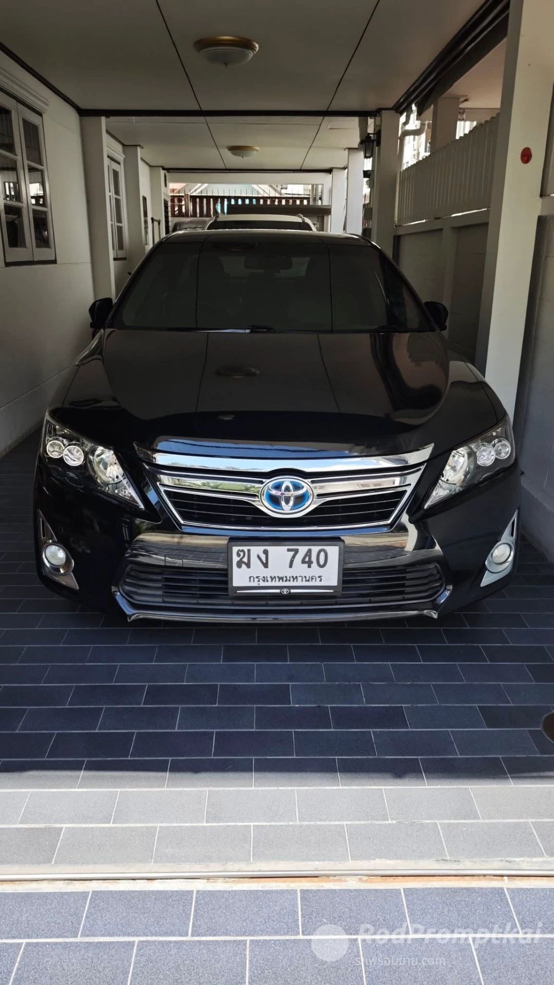 TOYOTA CAMRY