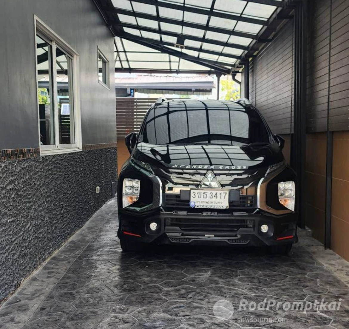 MITSUBISHI XPANDER