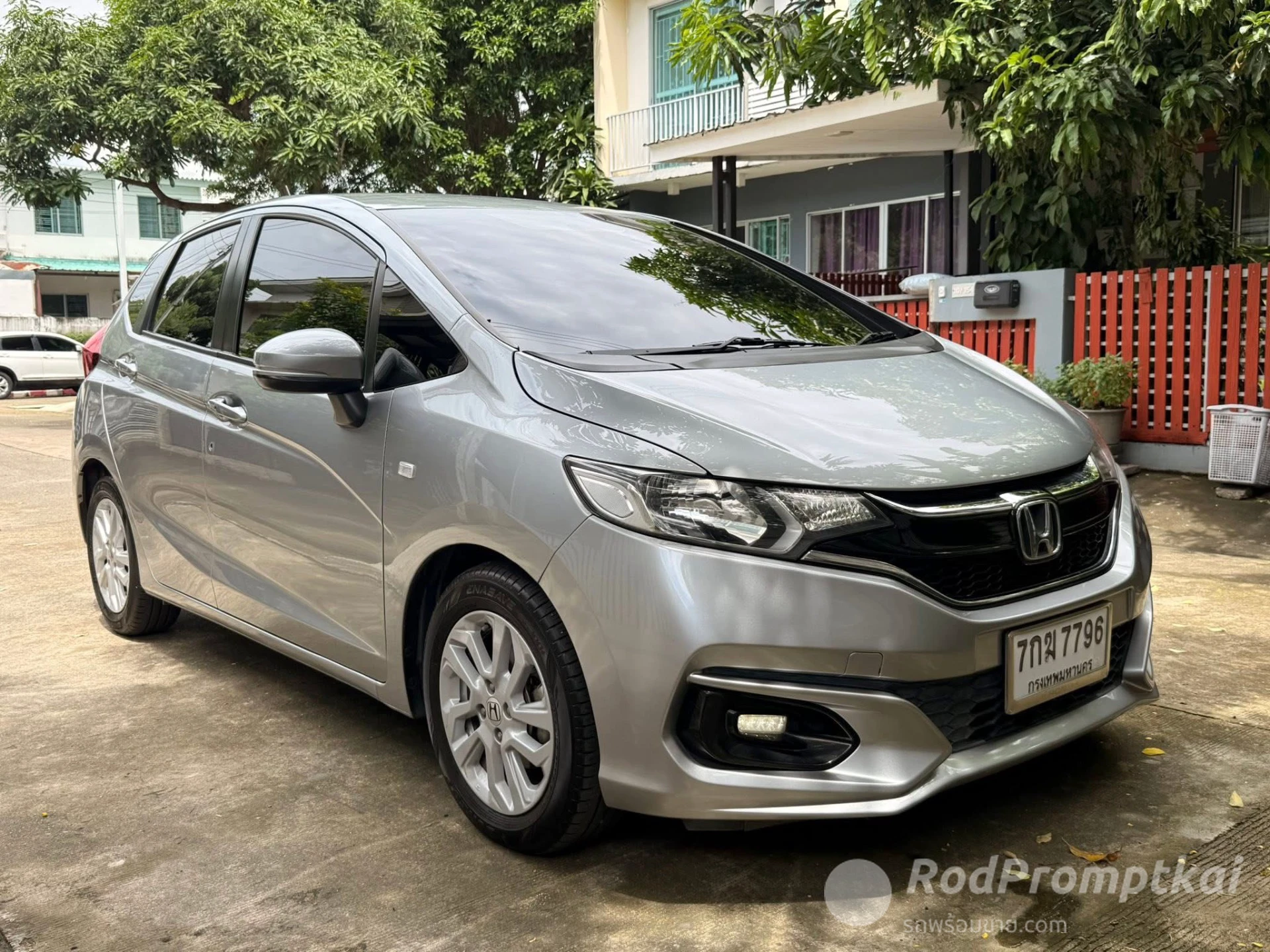 ขาย Honda jazz 1.5V+ มือเดียว