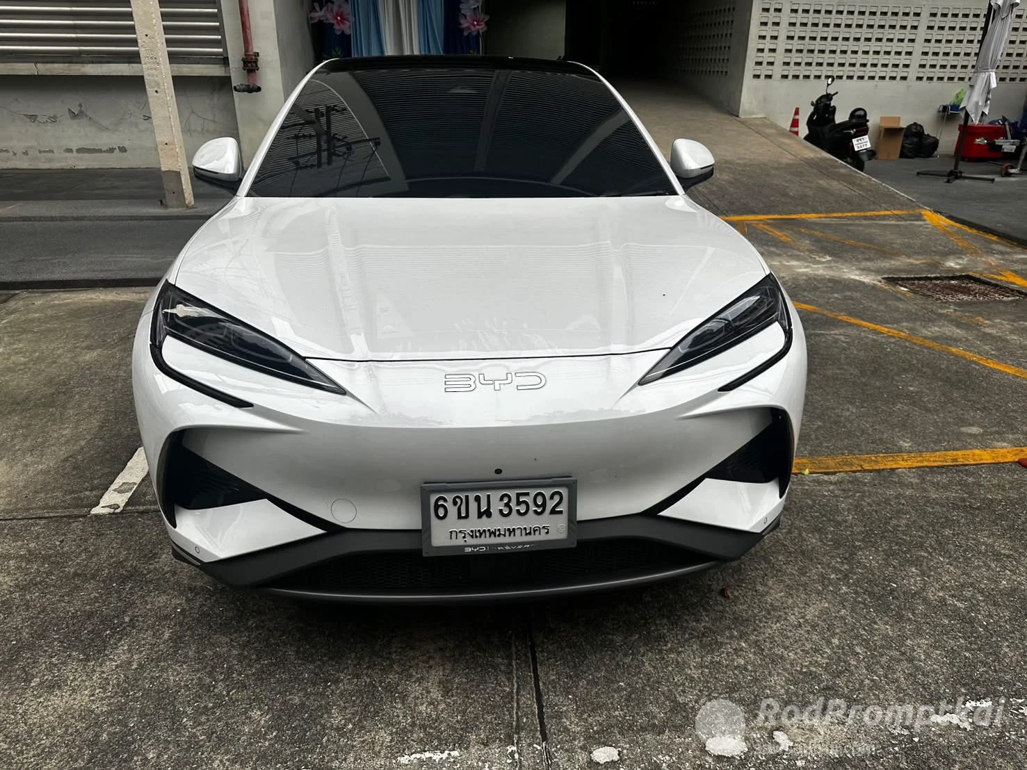 BYD Sealion 7