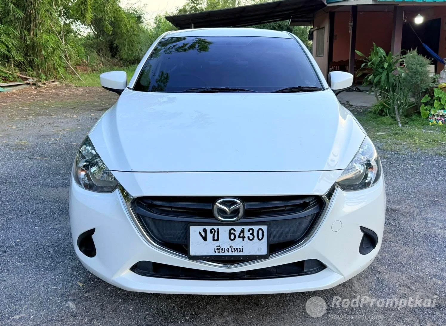 MAZDA 2