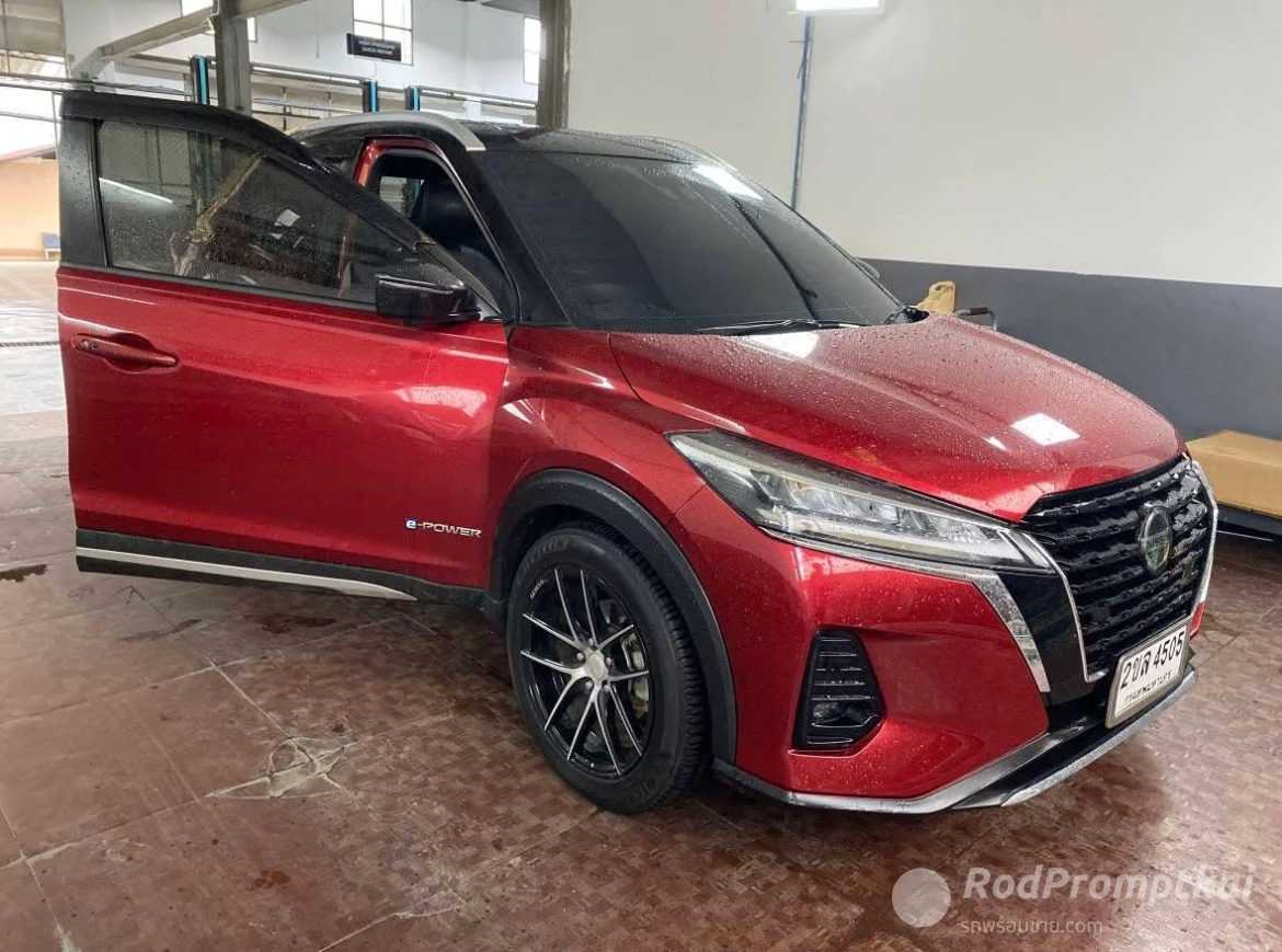 NISSAN KICKS