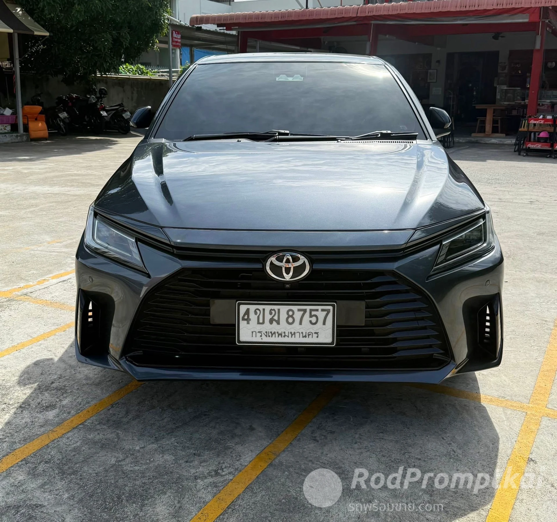 ปล่อย yaris ativ premium (2024) รถใช้เอง ไม่ใช่พ่อค้า แฟนใช้น้อย วิ่งแค่ทำงานไปกลับ จอดในร่ม