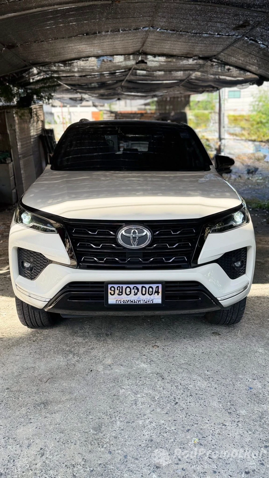 TOYOTA FORTUNER