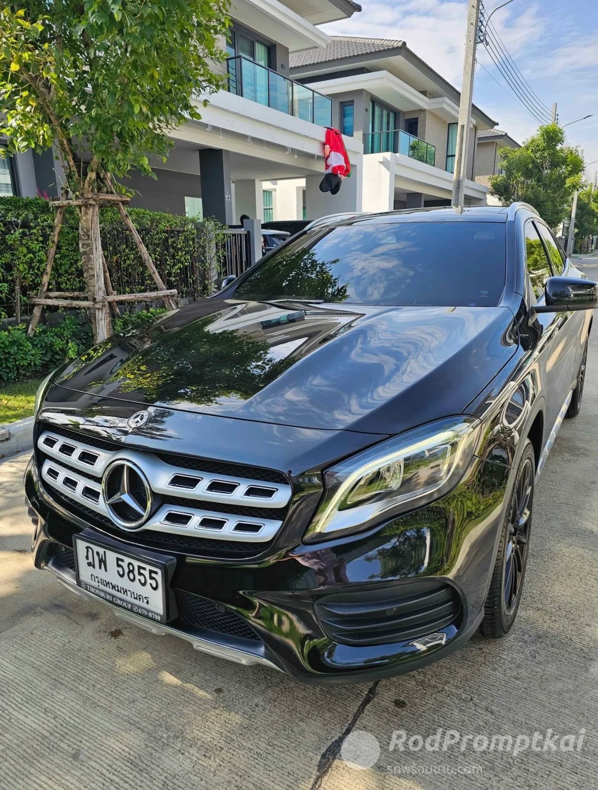 Mercedez-Benz GLA-CLASS