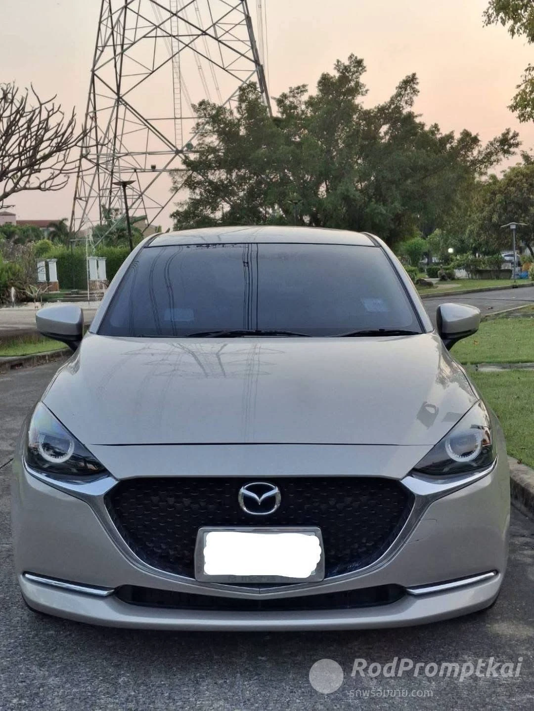 MAZDA 2