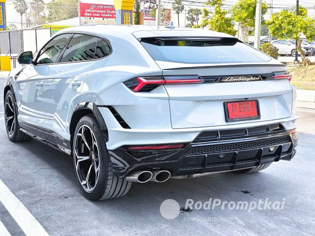 🔥 Super car SUV Rare Item​ White color, low mileage 9,XXX KM-external