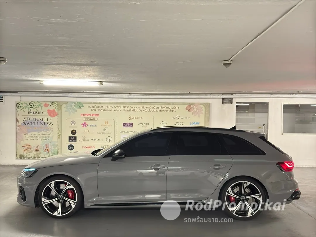 เจ้าของขายเอง  Sale AUDI RS 4 Complitition V6 ปี22  รถออก audi thialand warrants เหลือเต็มๆ ใข้งาน 18000 kilo stage 1 ruining แต่งนิดหน่อย พร้อมหล่อ-external