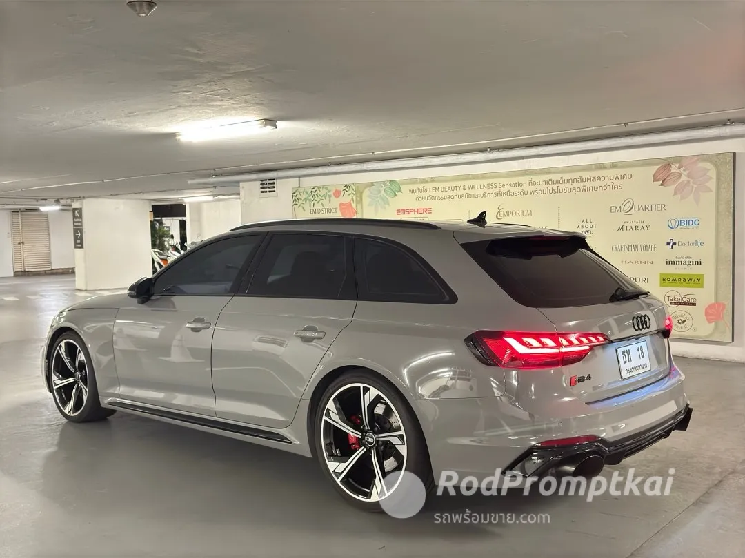 เจ้าของขายเอง  Sale AUDI RS 4 Complitition V6 ปี22  รถออก audi thialand warrants เหลือเต็มๆ ใข้งาน 18000 kilo stage 1 ruining แต่งนิดหน่อย พร้อมหล่อ-external