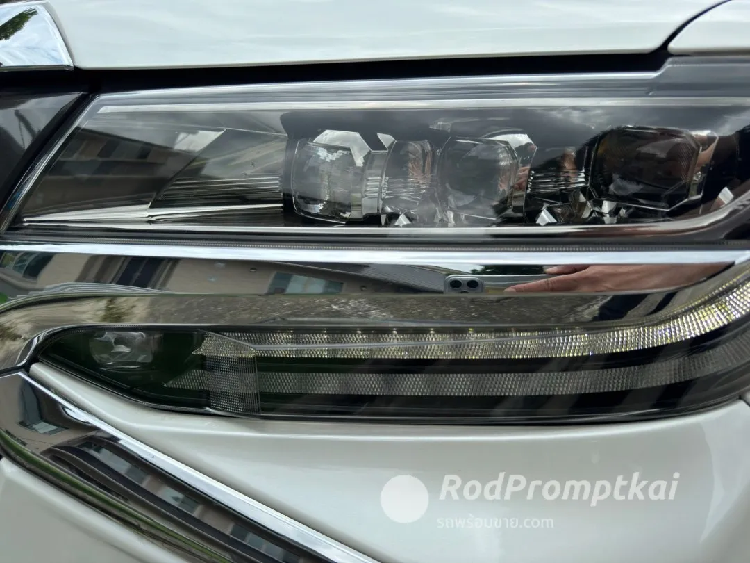 Toyota Alphard 2.5 SC-Package  TOP สุดปี 2021      มีชุดแต่ง MODELLISTA แท้ รอบคัน-external