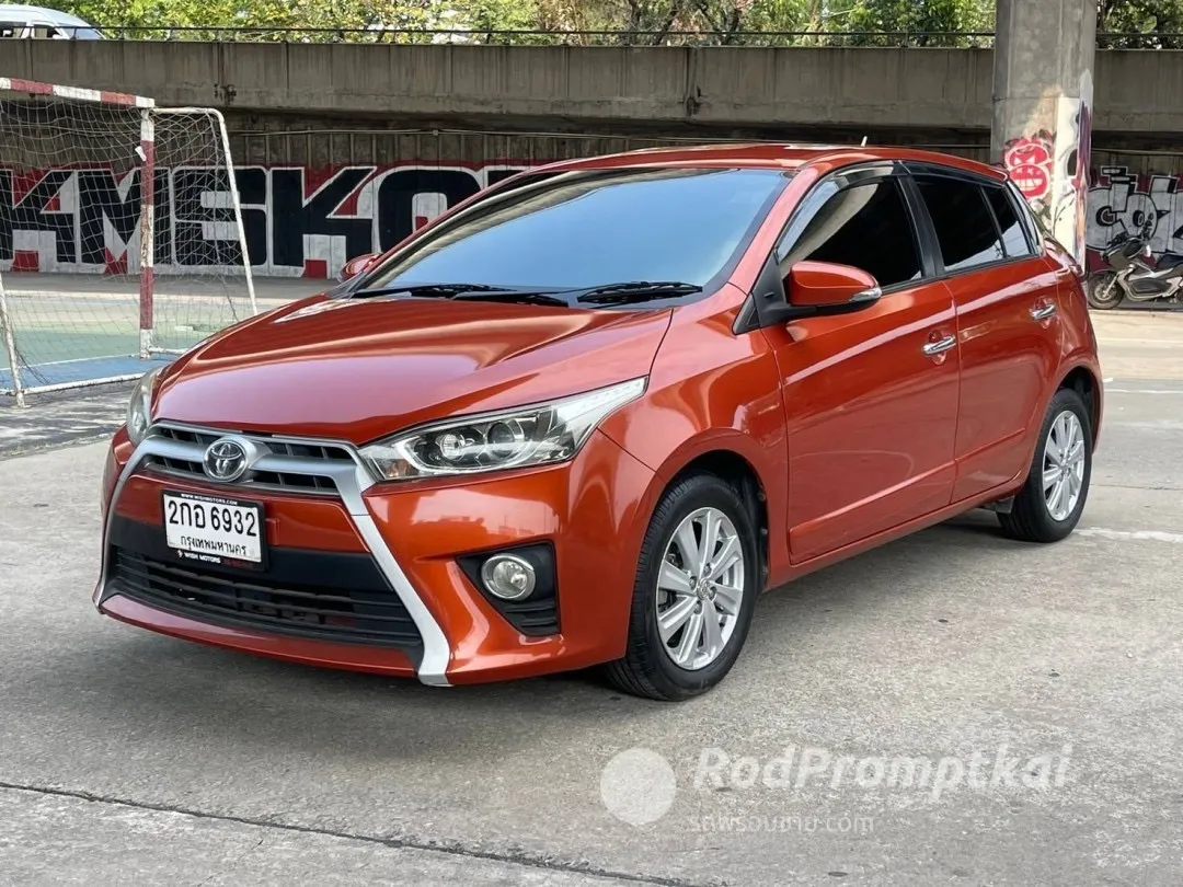 2014-toyota-yaris-12-g-bangkok-02013812