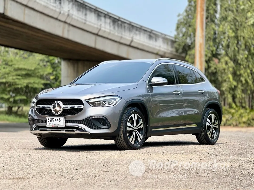2021-mercedez-benz-gla-class-200-13-progressive-bangkok-54937537