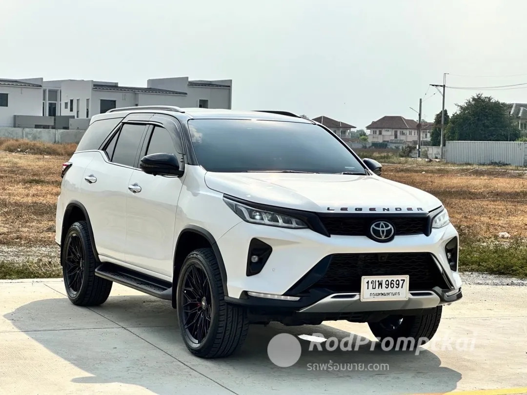 2021-toyota-fortuner-24-legender-black-top-4wd-bangkok-96606273
