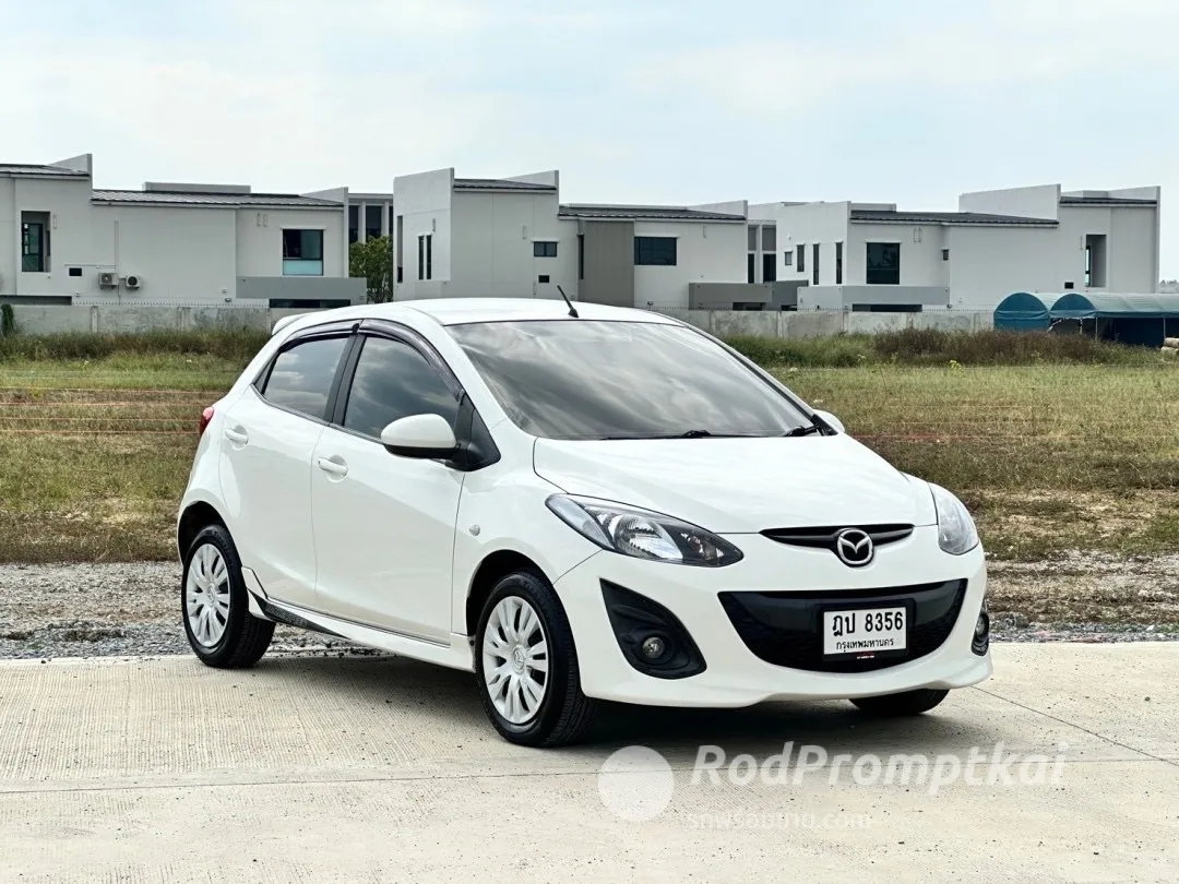 2010-mazda-2-15-sports-groove-bangkok-97346356