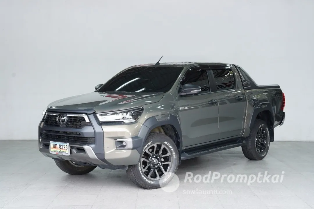 2023-toyota-hilux-revo-24-prerunner-double-cab-bangkok-toyota-revo-double-cab-24-rocco-at-2024-02415400