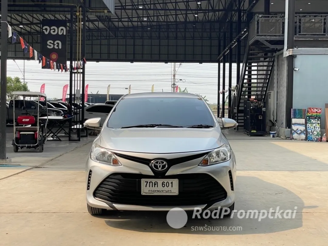 2017-toyota-vios-15-j-bangkok-toyota-vios-15j-2017-7601-5xxx-73718463