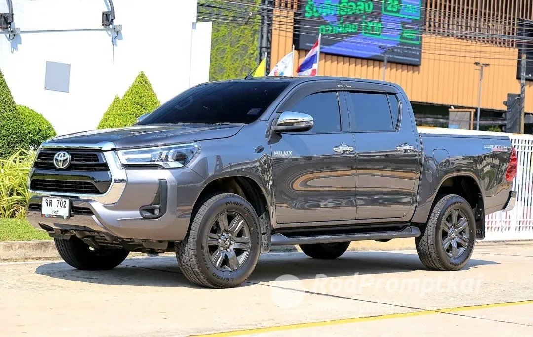 2022-toyota-hilux-revo-24-entry-prerunner-double-cab-bangkok-revo-prerunner-24-entry-auto-4-2022-00839987