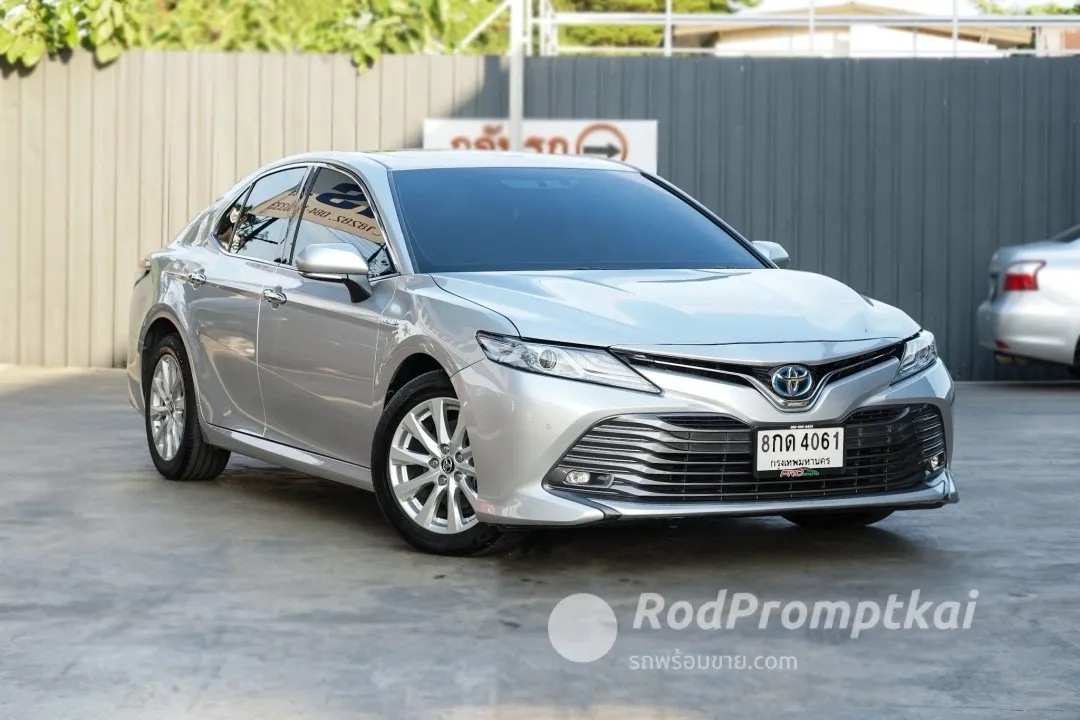 2019-toyota-camry-25-hv-bangkok-54688750