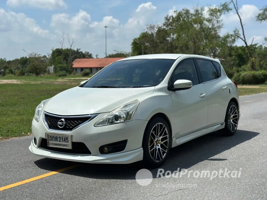 2014-nissan-pulsar-18-v-bangkok-68452233