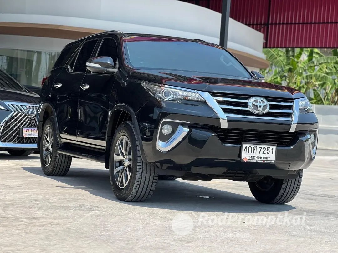 2015-toyota-fortuner-24-v-bangkok-81256852