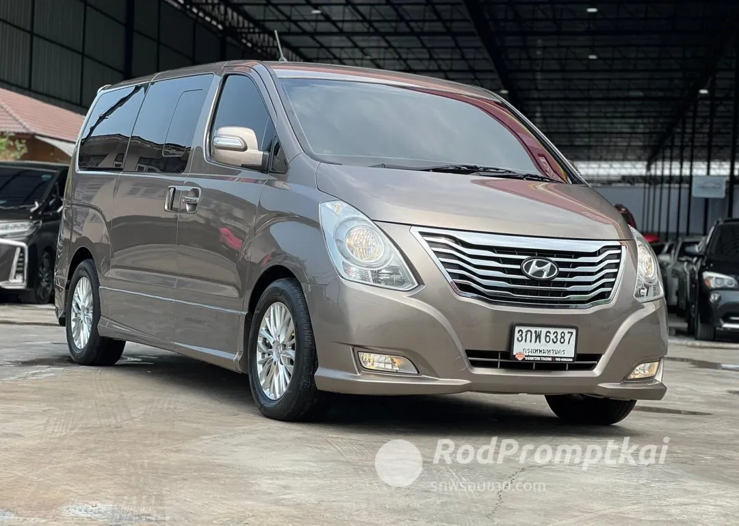 2013-hyundai-grand-starex-25-vip-bangkok-0-83794101