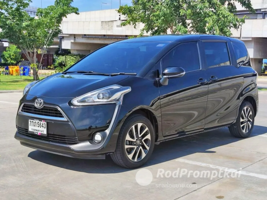 2018-toyota-sienta-15-v-bangkok-2018-toyota-sienta-15-v-at-7-e20-100-38349526