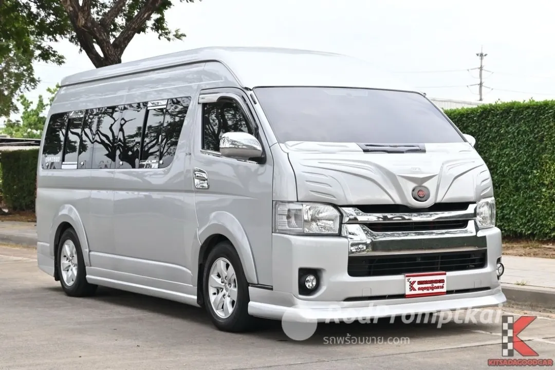2009-toyota-hiace-25-d4d-bangkok-toyota-hiace-25-commuter-2009-d4d-van-45581835