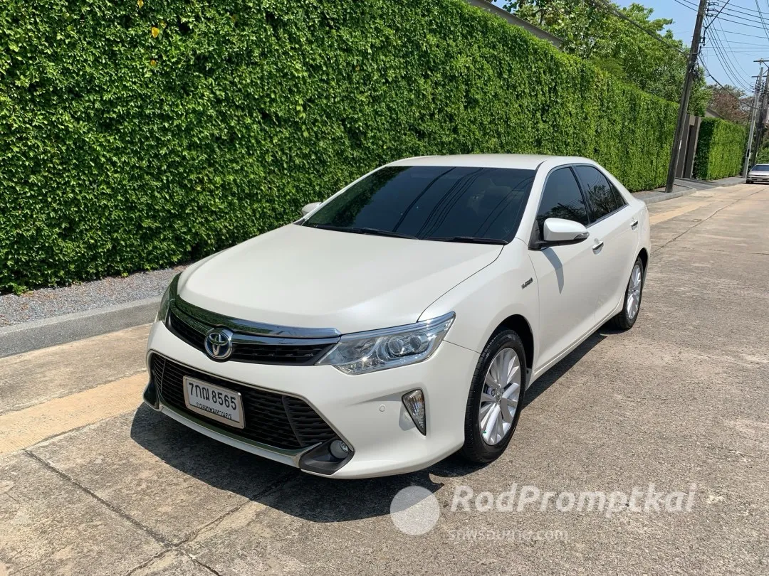 2017-toyota-camry-25-hybrid-navi-bangkok-2017-toyota-camry-25-hybrid-50867319