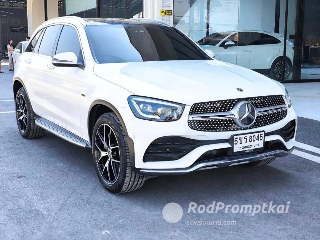 2022-mercedez-benz-glc-class-300e-20-4matic-amg-dynamic-4wd-nonthaburi-23415177
