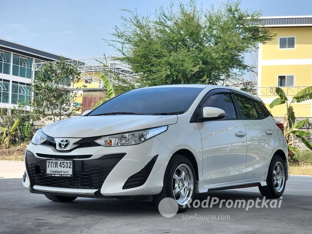 2018-toyota-yaris-12-e-bangkok-hatchback-5-65386897
